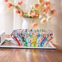 منتجات زجاجية مرسومة باليد